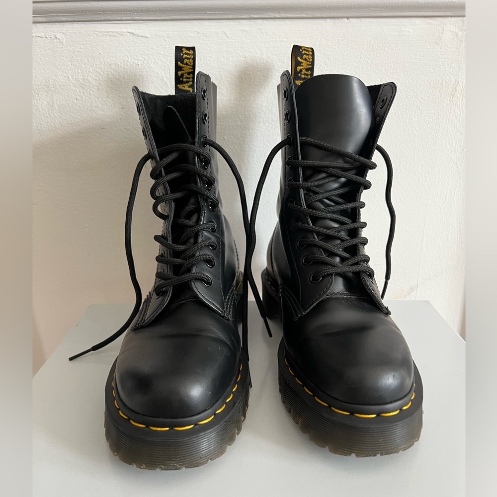Dr Doc Martens 1490 Bex Smooth Leather Lace Up Boots US Men 6 Women 7